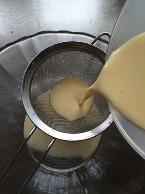 The recipe of thousand-layer durian cake step 7